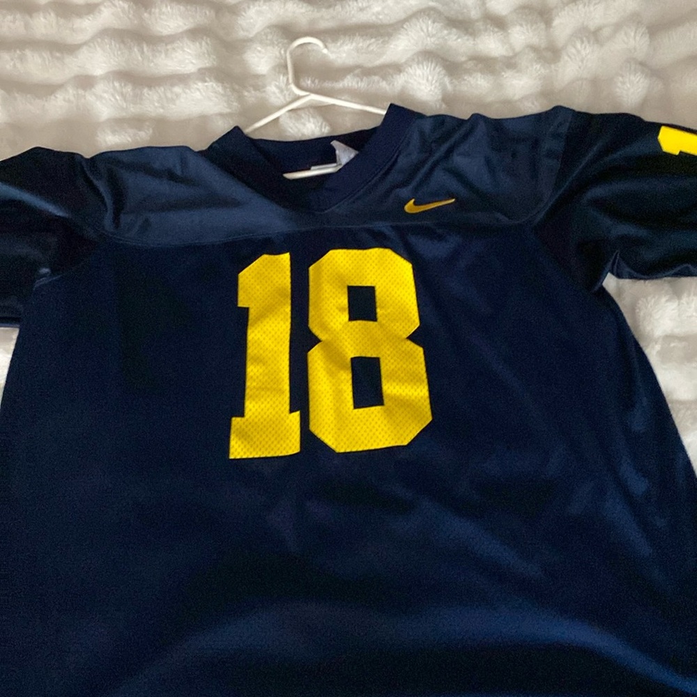 Nike Michigan football jersey. Cleaning out my closet Wore once. Size large